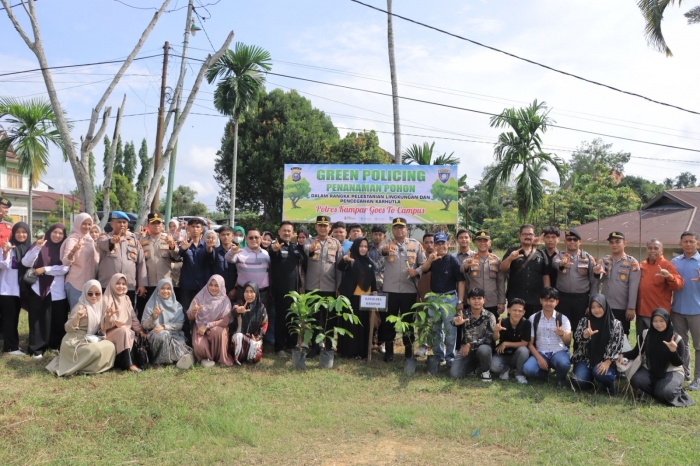 Polres Kampar Gelar Goes To Campus STIE Bangkinang, Tanam 50 Pohon Peduli Lingkungan dan Cegah Karhutla