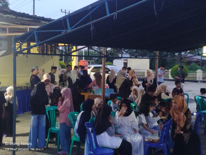 Polsek Kampar Gelar Buka Puasa Bersama Anak Yatim dan Awak Media, Tebar Kepedulian