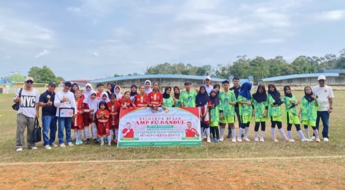 Laga Persahabatan SSB Persikalis Bengkalis VS SSB AMP Bandul Meranti