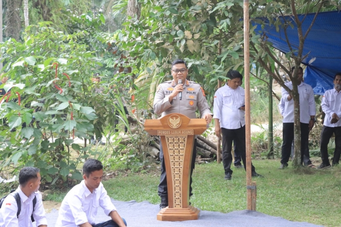 Doa Bersama Pembangunan Jembatan, Kapolres Kampar Satukan Masyarakat Lubuk Agung!